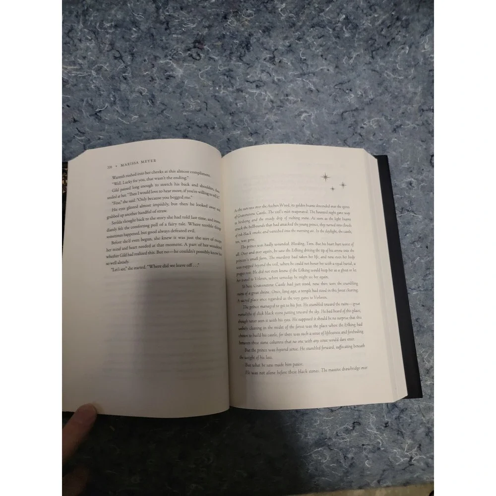 Gilded by Marissa‎ Meyers